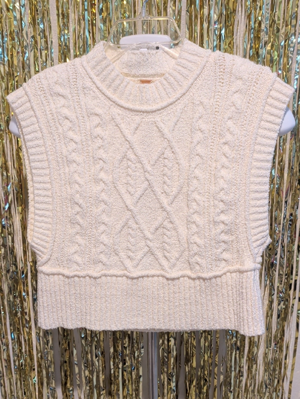 🔥Free People Cream Cable Knit Sleeveless Sweater Vest NWT Size Medium Boho Chic